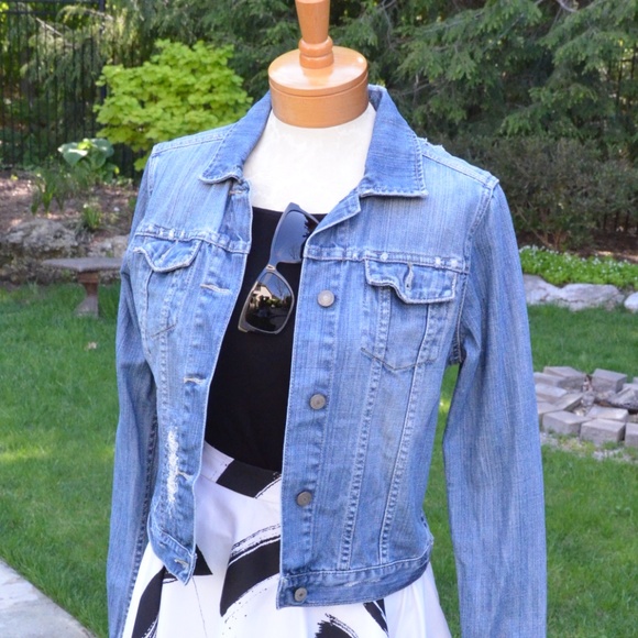 American Eagle Distressed Denim Jacket - Picture 2 of 7